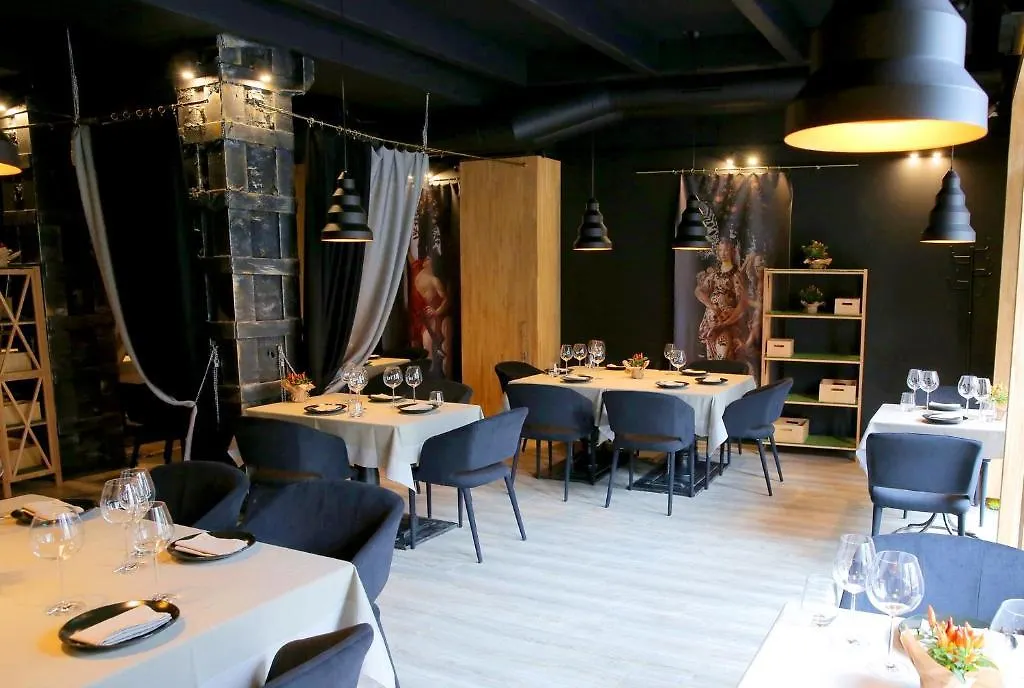 Number 21 By Dbi Hotel Kijev