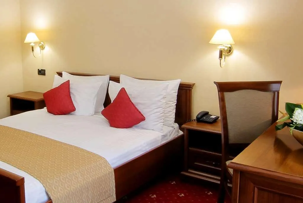Number 21 By Dbi Hotel Kijev