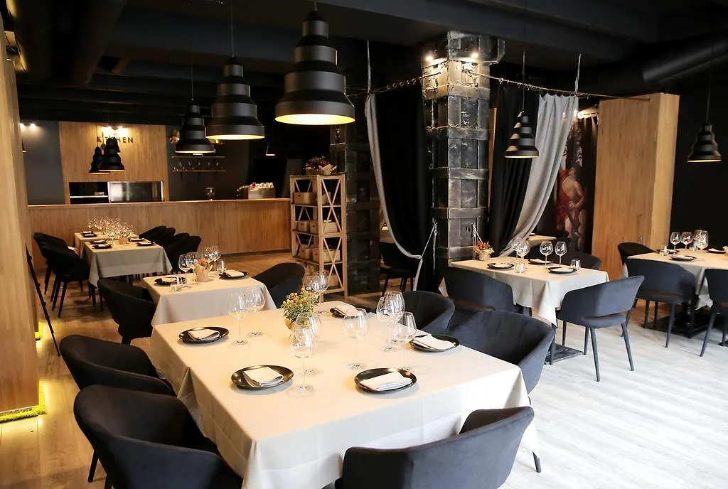 Number 21 By Dbi Hotel Kijev